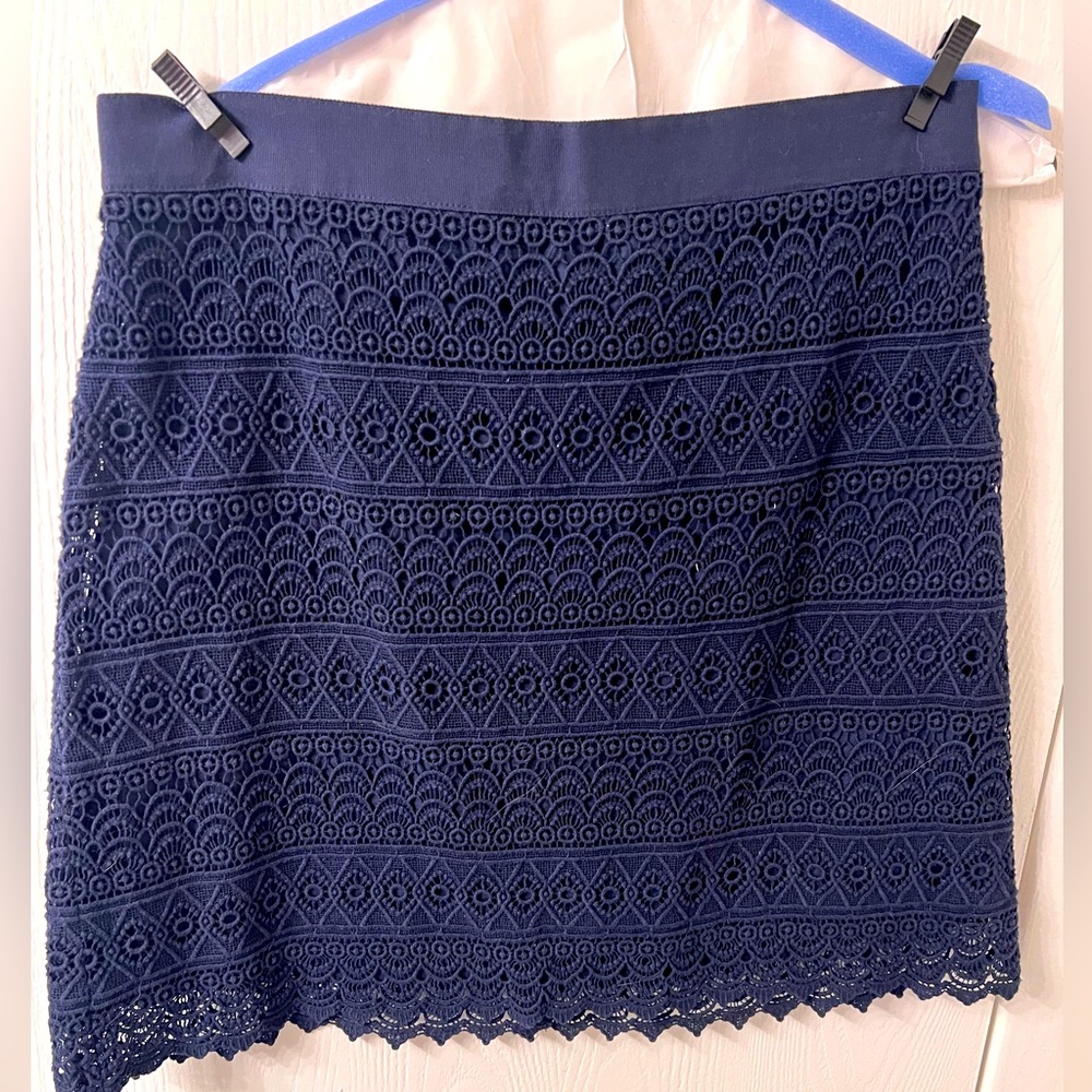 LOFT skirt with floral overlay
